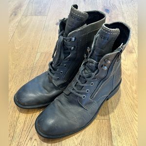 Diesel Men’s Zip Boots Classic Look Size 42